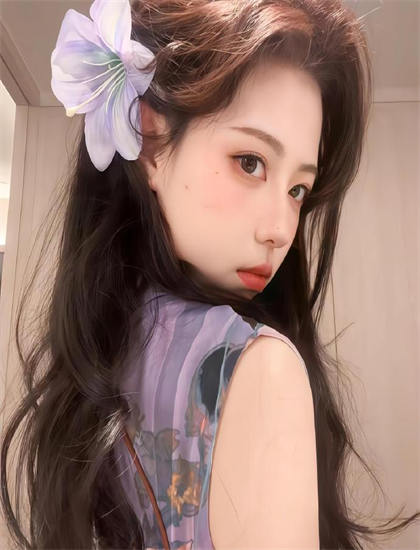 曰曰摸天天摸人人看_女人生小孩全过程_美丽的凯特在线观看完整版